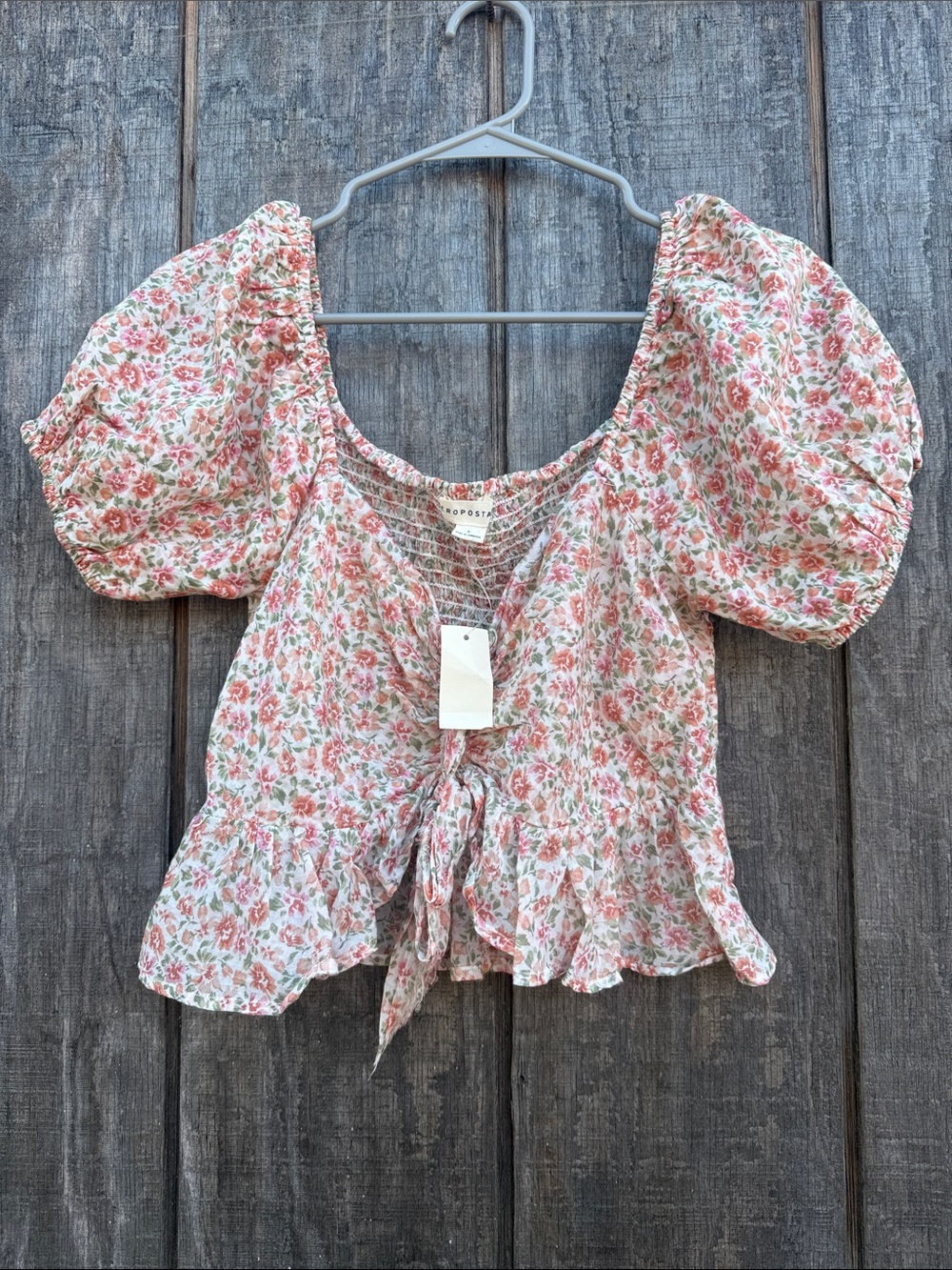 NWT Aeropostale Pink and Cream Floral Puff-Sleeve Tie-Front Blouse Size Large